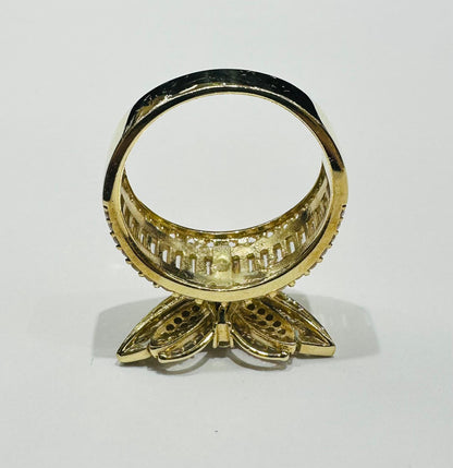 10K GOLD BUTTERFLY RING WITH WHITE SAPPHIRE- WEIGHT: 7.6gm