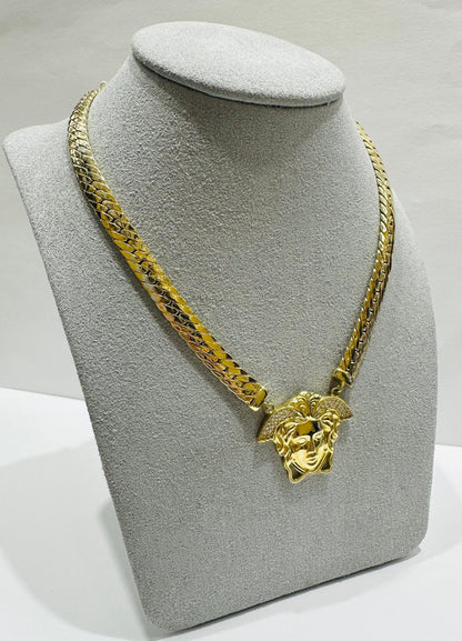 10K GOLD MEDUSA HEAD CUBAN LINK CHAIN NECKLACE- 16.5gm   18"