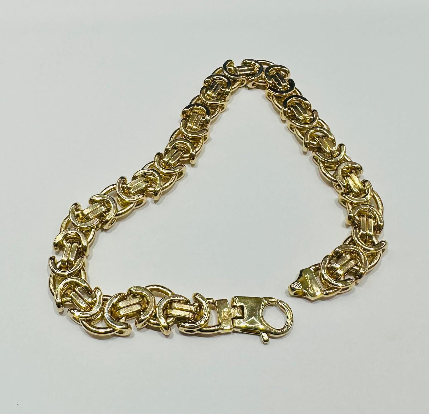 10K GOLD FLAT BYZANTINE CHANEL LINK BRACELET- 45.9gm    9"