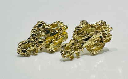 10K GOLD NUGGET EARRING- 2.3gm