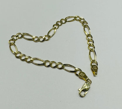 10K GOLD FIGARO LINK CHAIN BRACELET-  4.3gm    8"    4.08mm