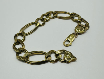 10K GOLD FIGARO LINK CHAIN BRACELET-  14.5gm    6"     9.40mm