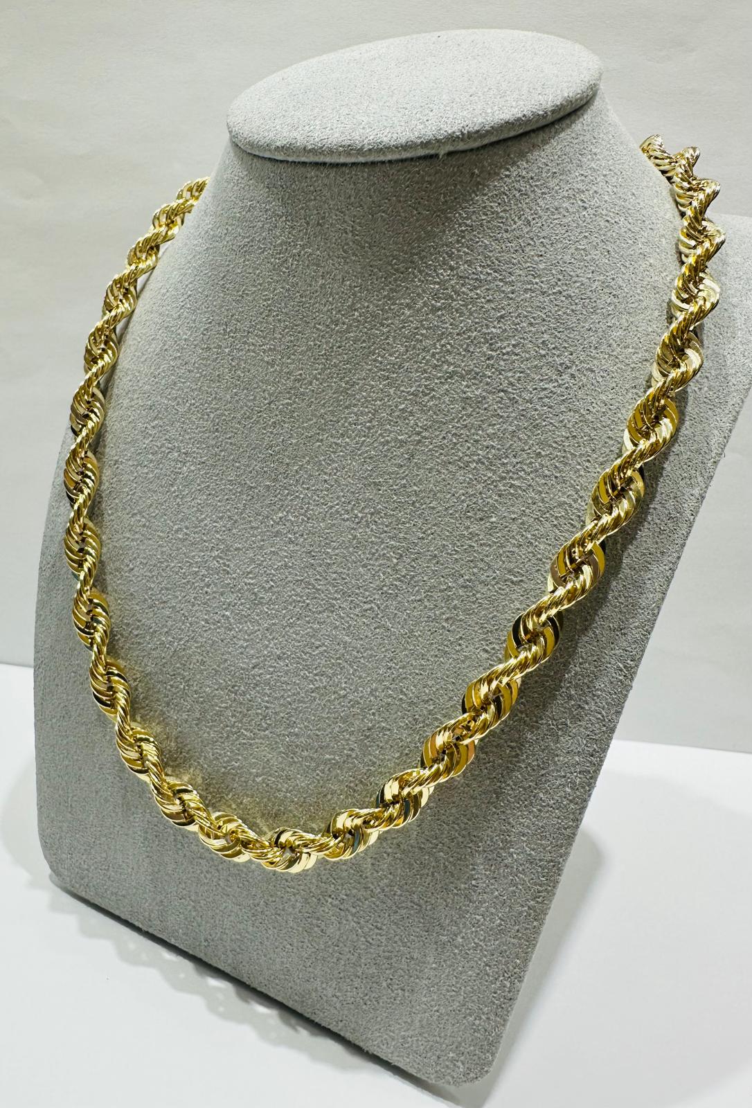 10K GOLD ROPE CHAIN NECKLACE-  20gm    24"    6.15mm
