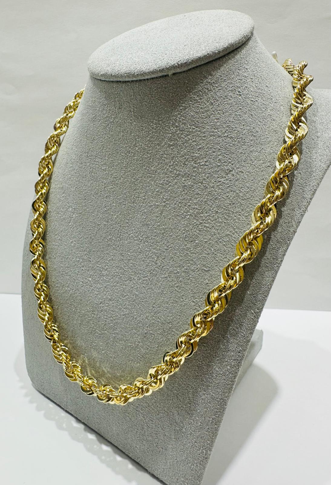 10K GOLD ROPE CHAIN NECKLACE-  21.2gm    26"    6.15mm
