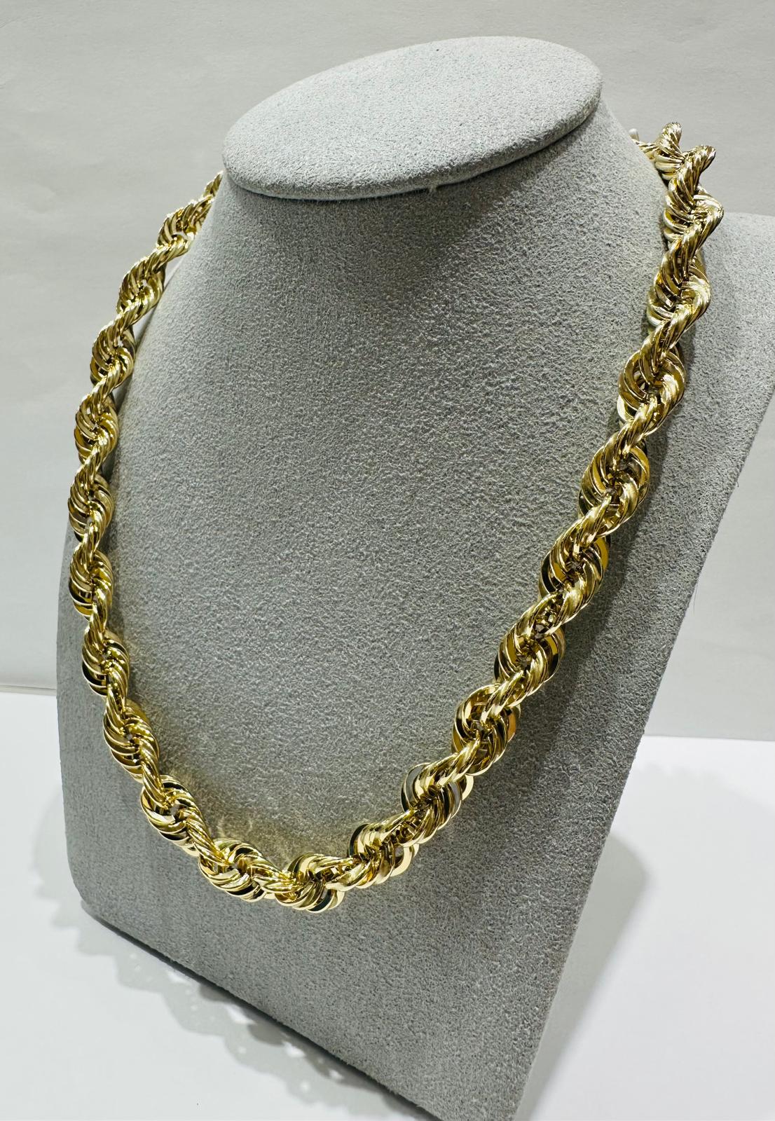 10K GOLD ROPE CHAIN NECKLACE-  31.8gm    24"    7.80mm