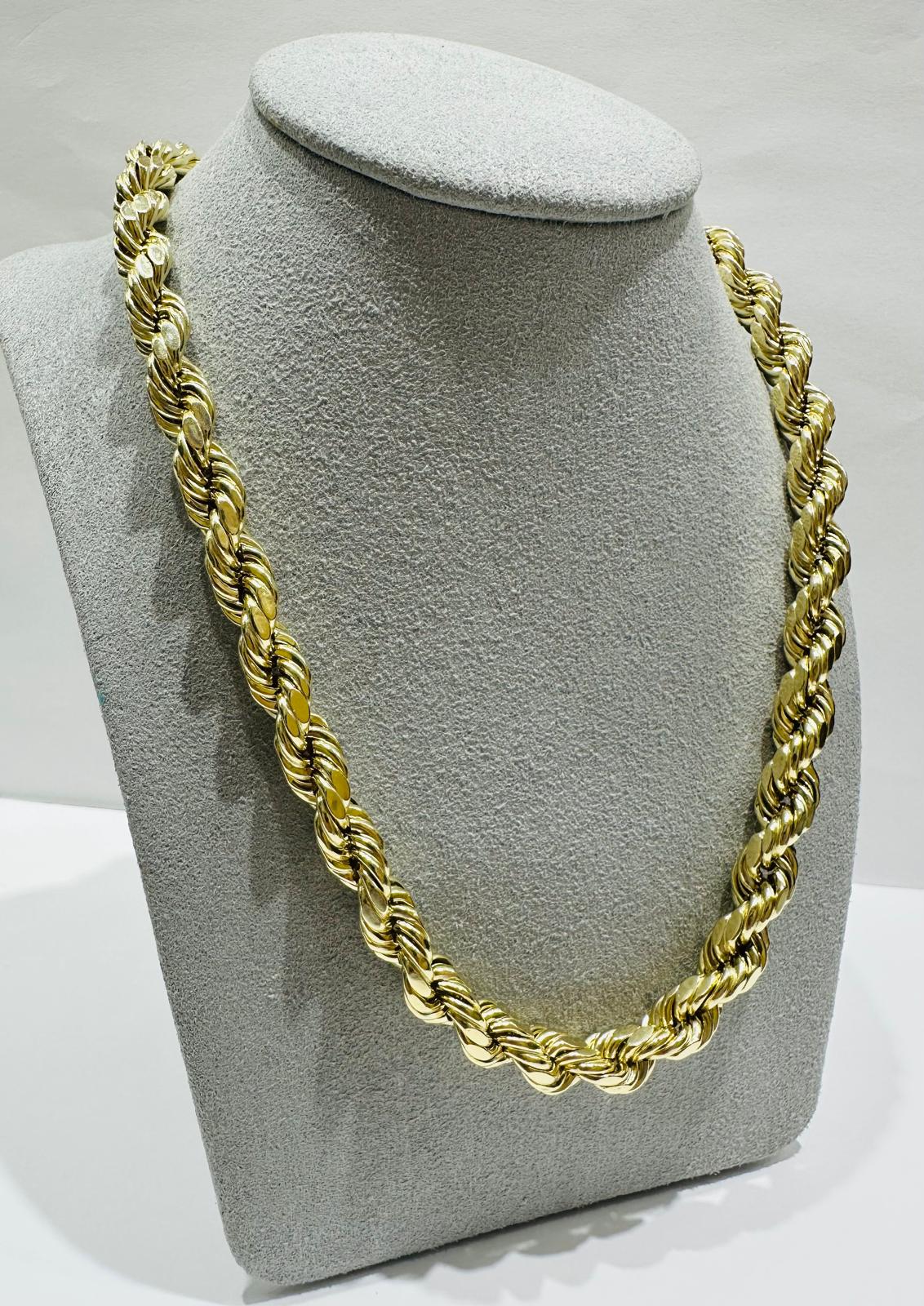 10K GOLD ROPE CHAIN NECKLACE-  24.6gm    24"    6.85mm
