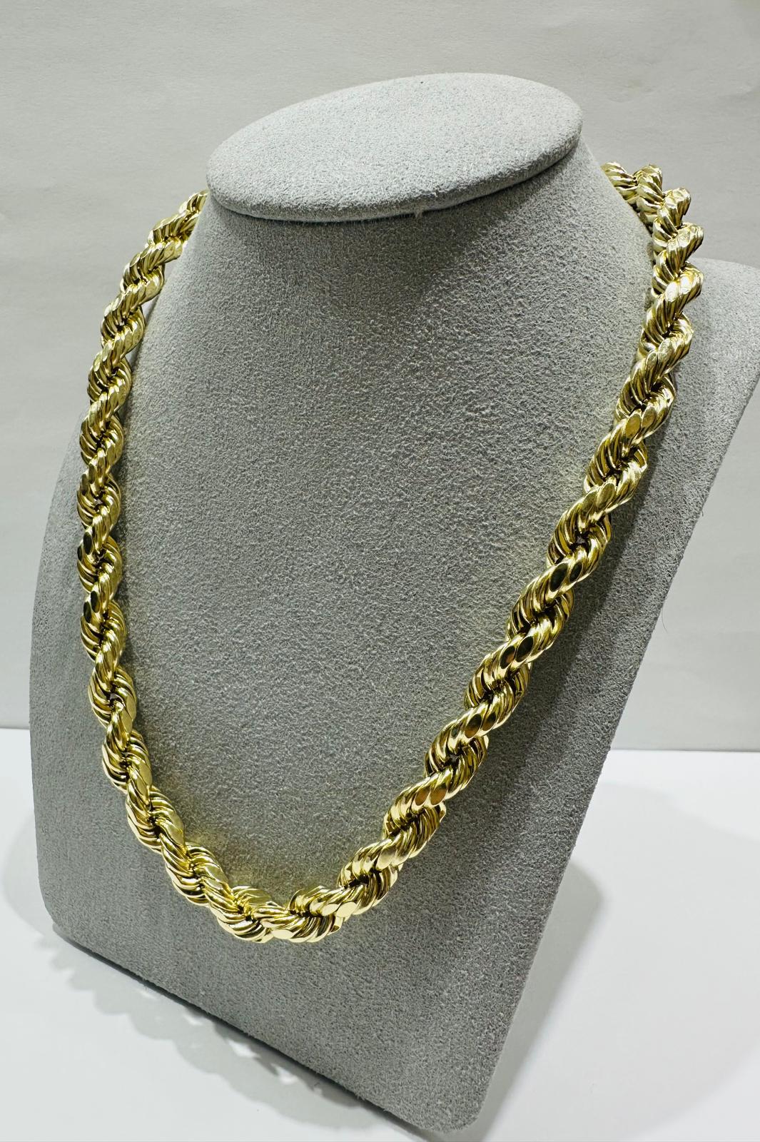 10K GOLD ROPE CHAIN NECKLACE-  24.6gm    24"    6.85mm