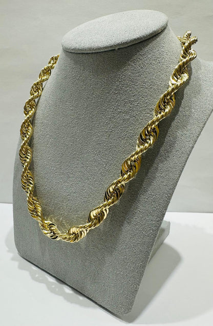 10K GOLD ROPE CHAIN NECKLACE-  28.3gm    22"    8.00mm