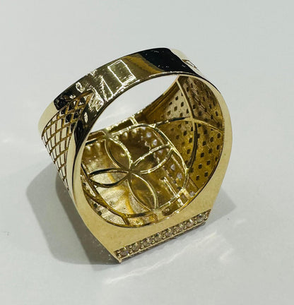 10K GOLD KING ACE OF SPADES RING-  6.0gm