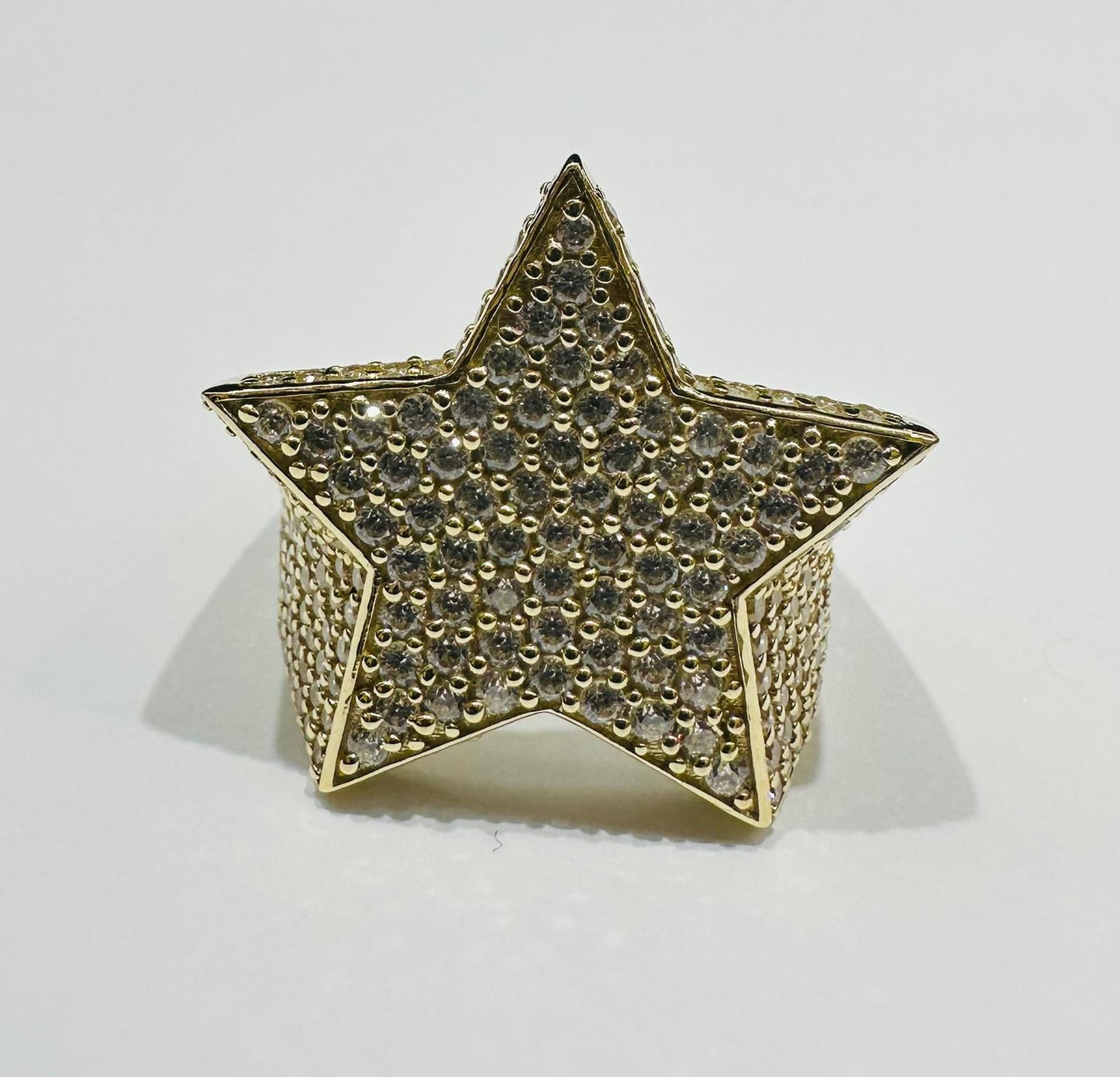 10K GOLD STAR WHITE SAPPHIRE STONE RING- 8.6gm