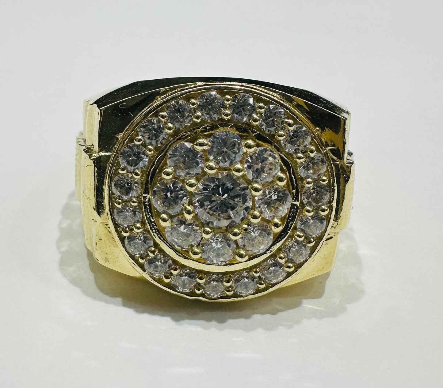 10K GOLD ROUND WHITE SAPPHIRE STONE RING- 8.0gm