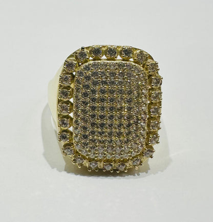 10K GOLD WHITE SAPPHIRE STONE RING- 7.1gm