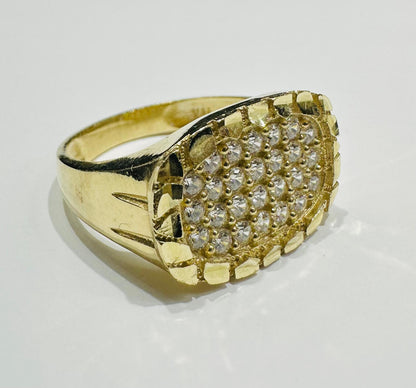 10K GOLD WHITE SAPPHIRE STONE RING- 5.0gm
