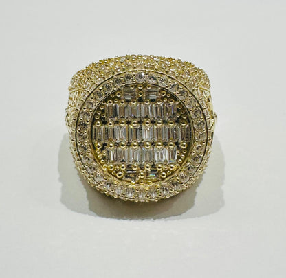 10K GOLD ROUND BAGUETTE RING- 7.6gm