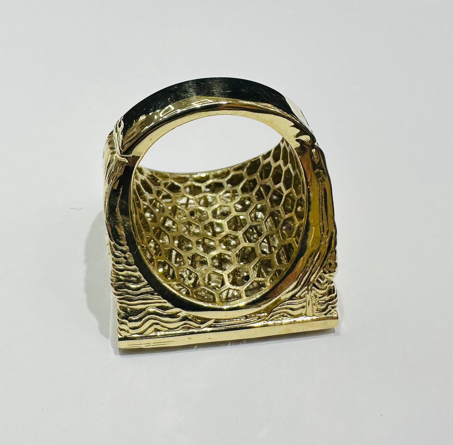 10K GOLD SQUARE WHITE SAPPHIRE STONE RING- 20.0gm