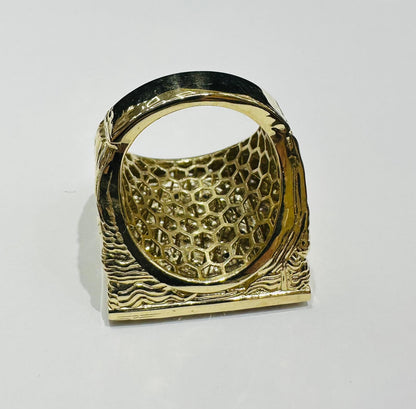 10K GOLD SQUARE WHITE SAPPHIRE STONE RING- 20.0gm
