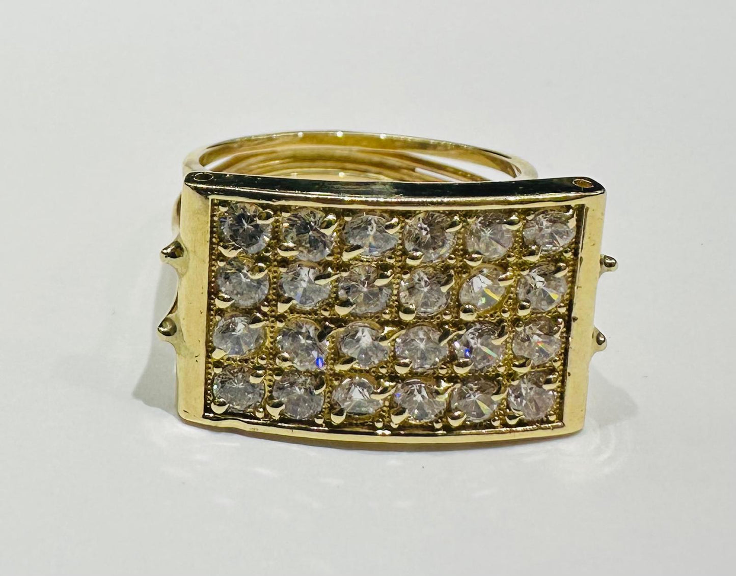 10K GOLD WHITE SAPPHIRE STONE RING- 4.3gm
