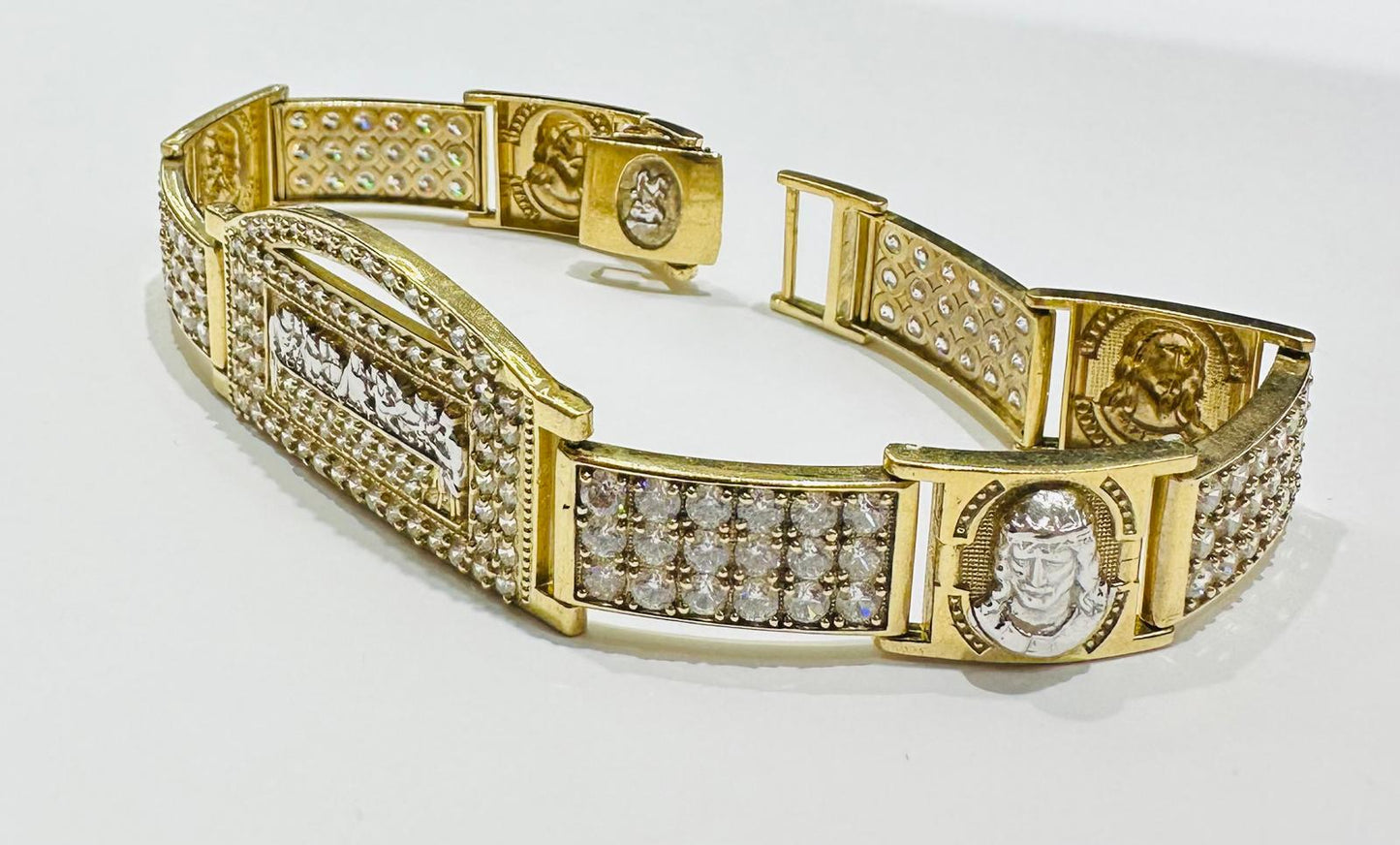 10K GOLD LAST SUPPER JESUS LINK CHAIN BRACELET WITH WHITE SAPPHIRE-  26.00gm    8.5"