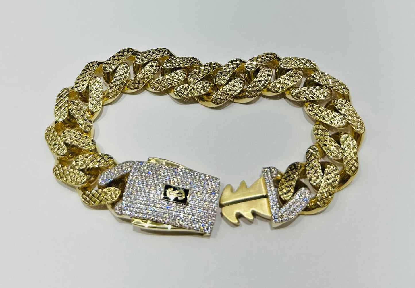 10K GOLD MONACO CLASSIC DIAMOND CUT BRACELET-  33gm    9.5"     16.92mm