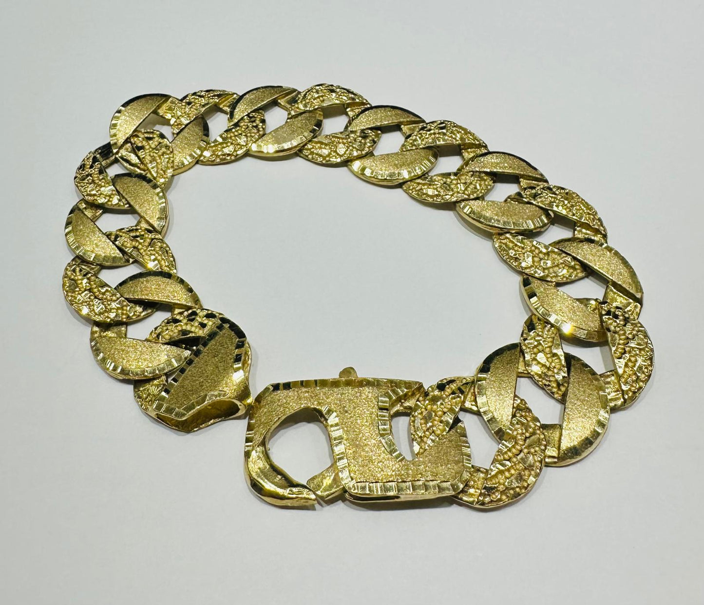 10K GOLD NUGGET CUBAN LINK CHAIN BRACELET-  54gm    9"     19.45mm
