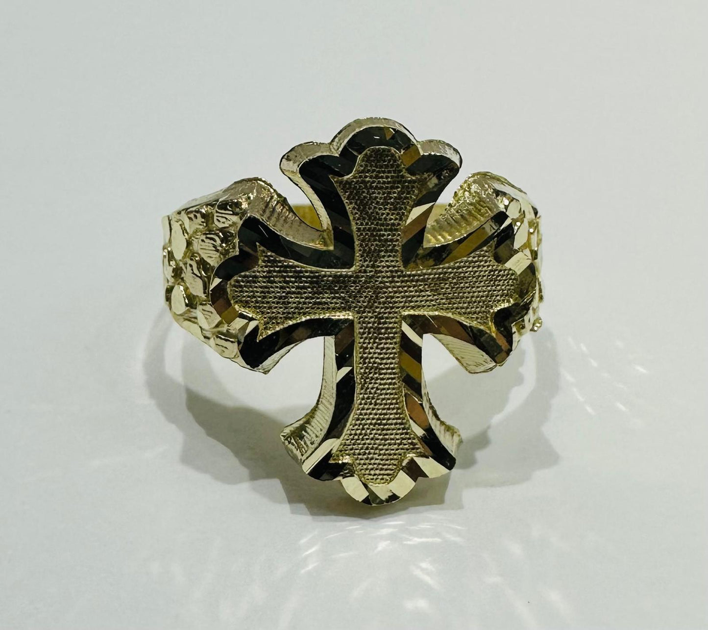 10K GOLD CROSS NUGGET RING- 3.1gm
