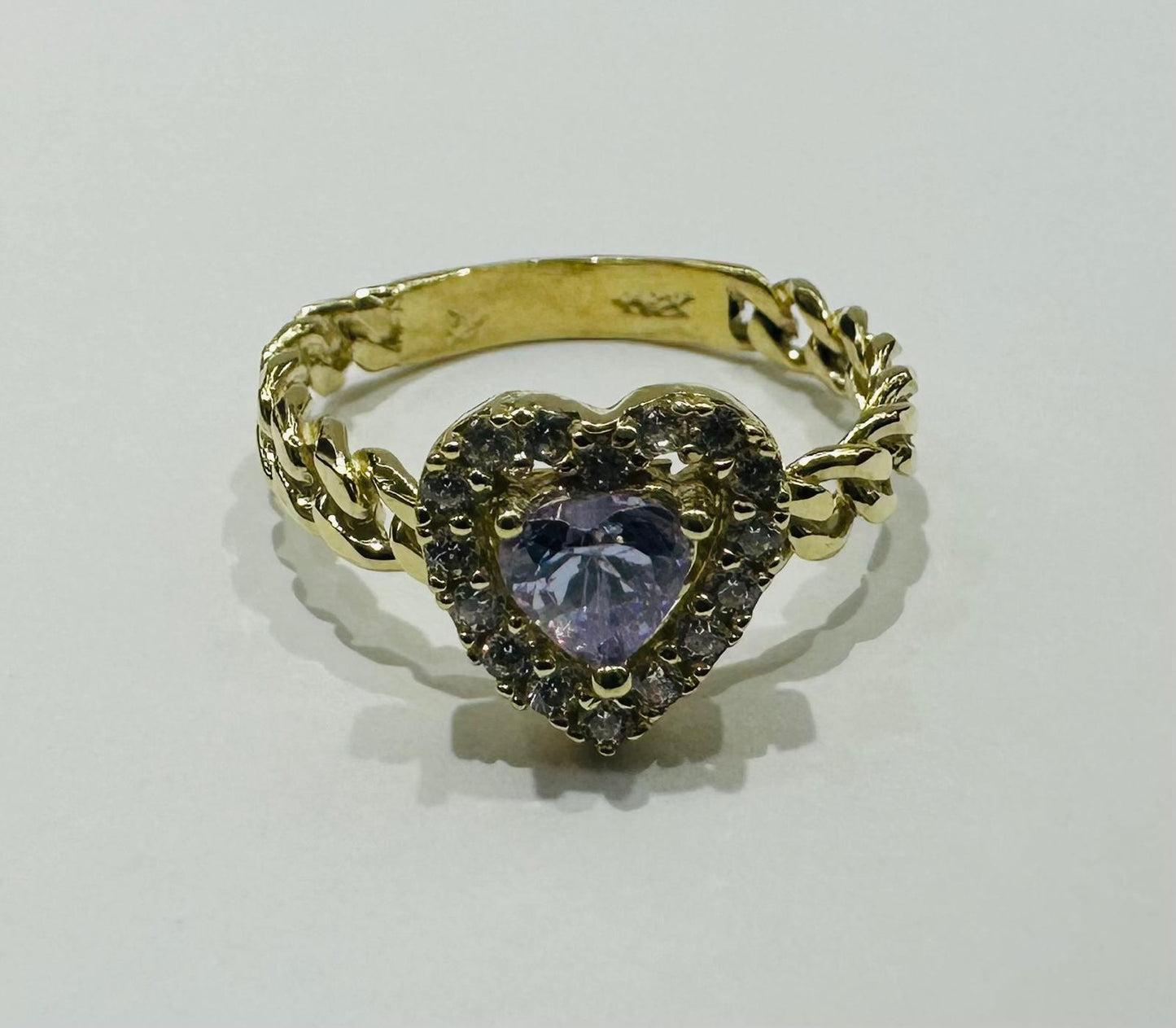 10K GOLD HEART RING WITH CZ STONES- 2.8gm
