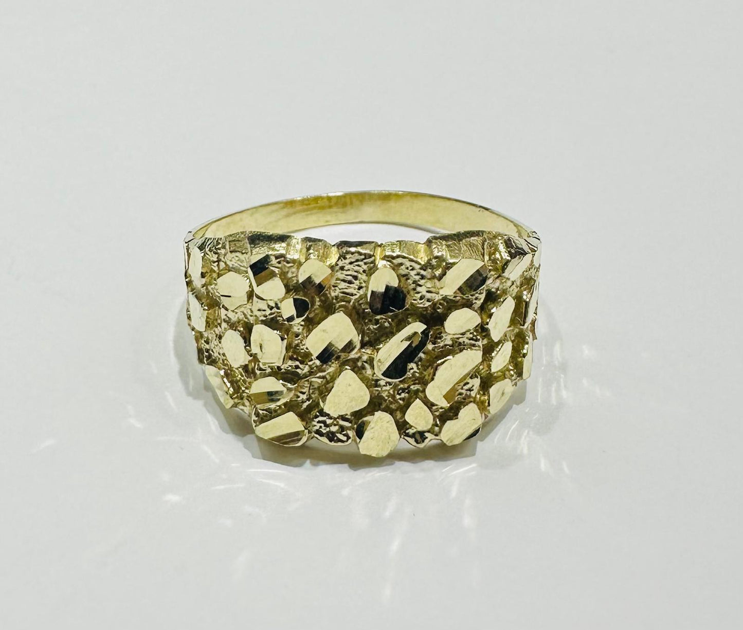 10K GOLD NUGGET RING- 2.9gm