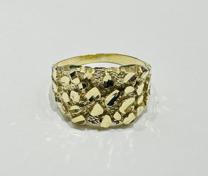 10K GOLD NUGGET RING- 2.9gm