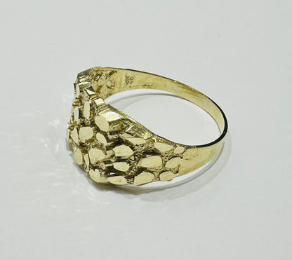 10K GOLD NUGGET RING- 2.9gm