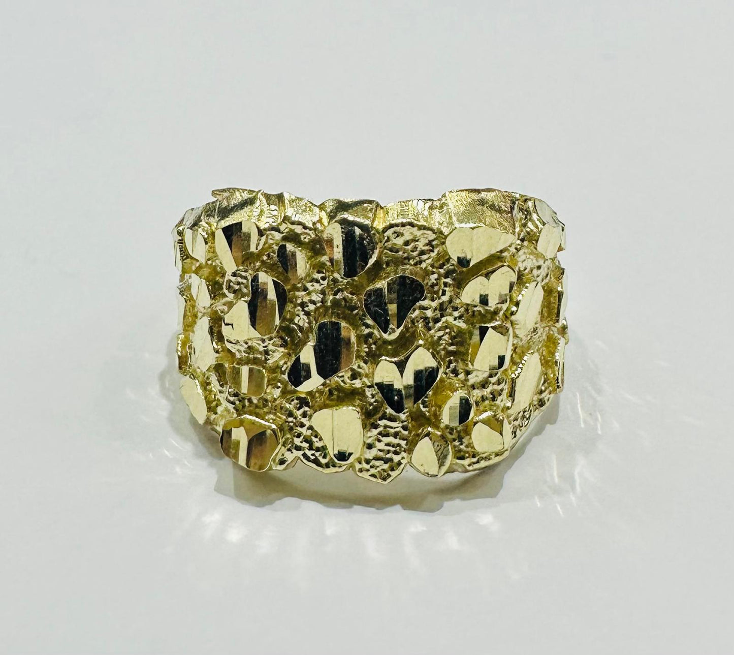 10K GOLD NUGGET RING- 4.1gm