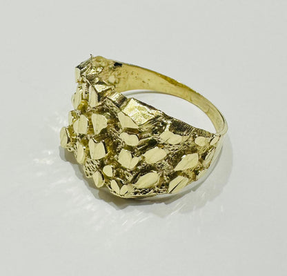 10K GOLD NUGGET RING- 4.1gm