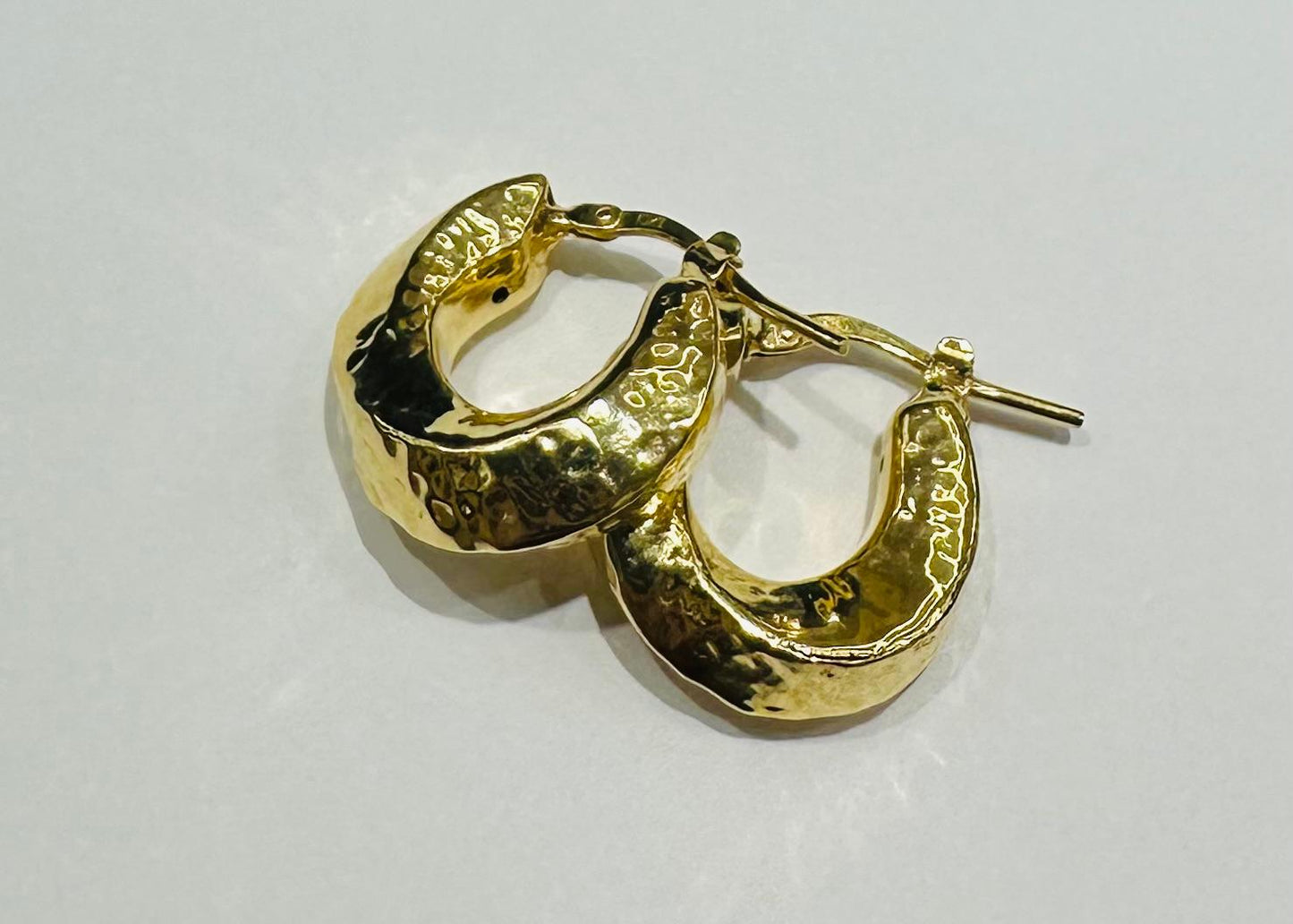 10K GOLD ROUND HOOP EARRINGS- 2.9gm