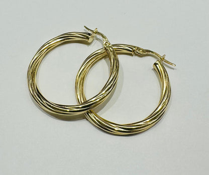 10K GOLD ROUND HOOP EARRINGS- 1.7gm