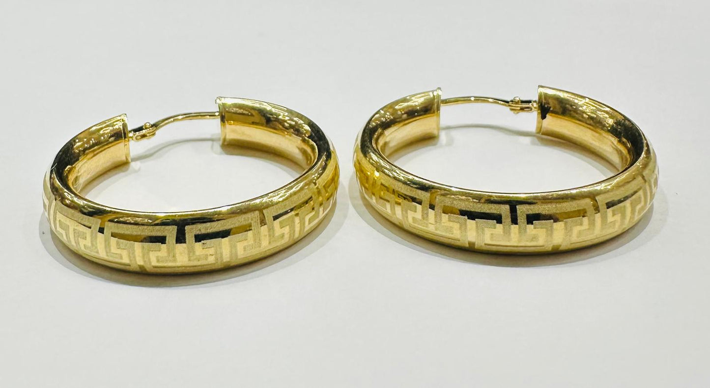 10K GOLD ROUND VERSACE DESIGN HOOP EARRINGS- 3.8gm