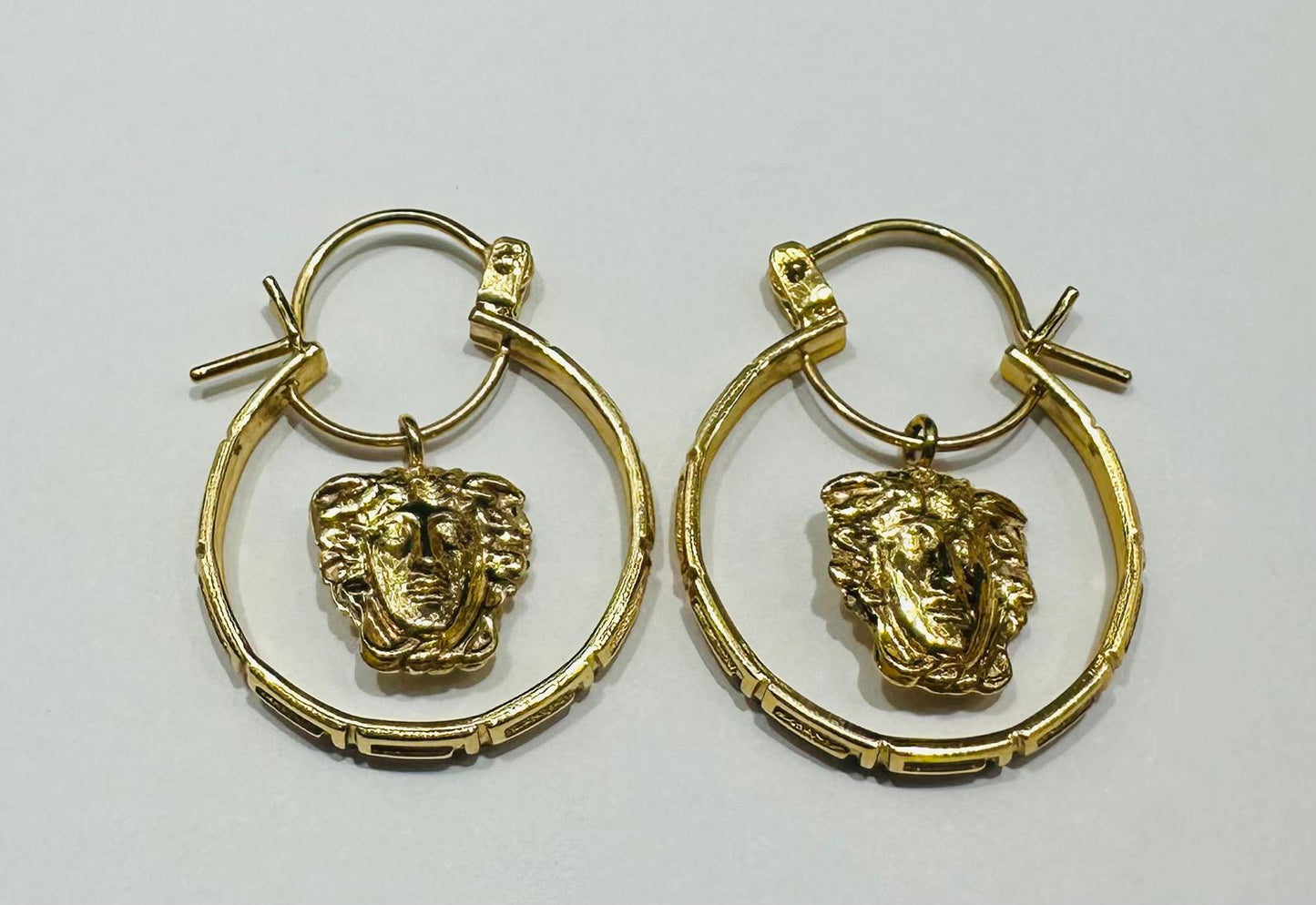 10K GOLD ROUND VERSACE MEDUSA HEAD HOOP EARRINGS- 4.2gm