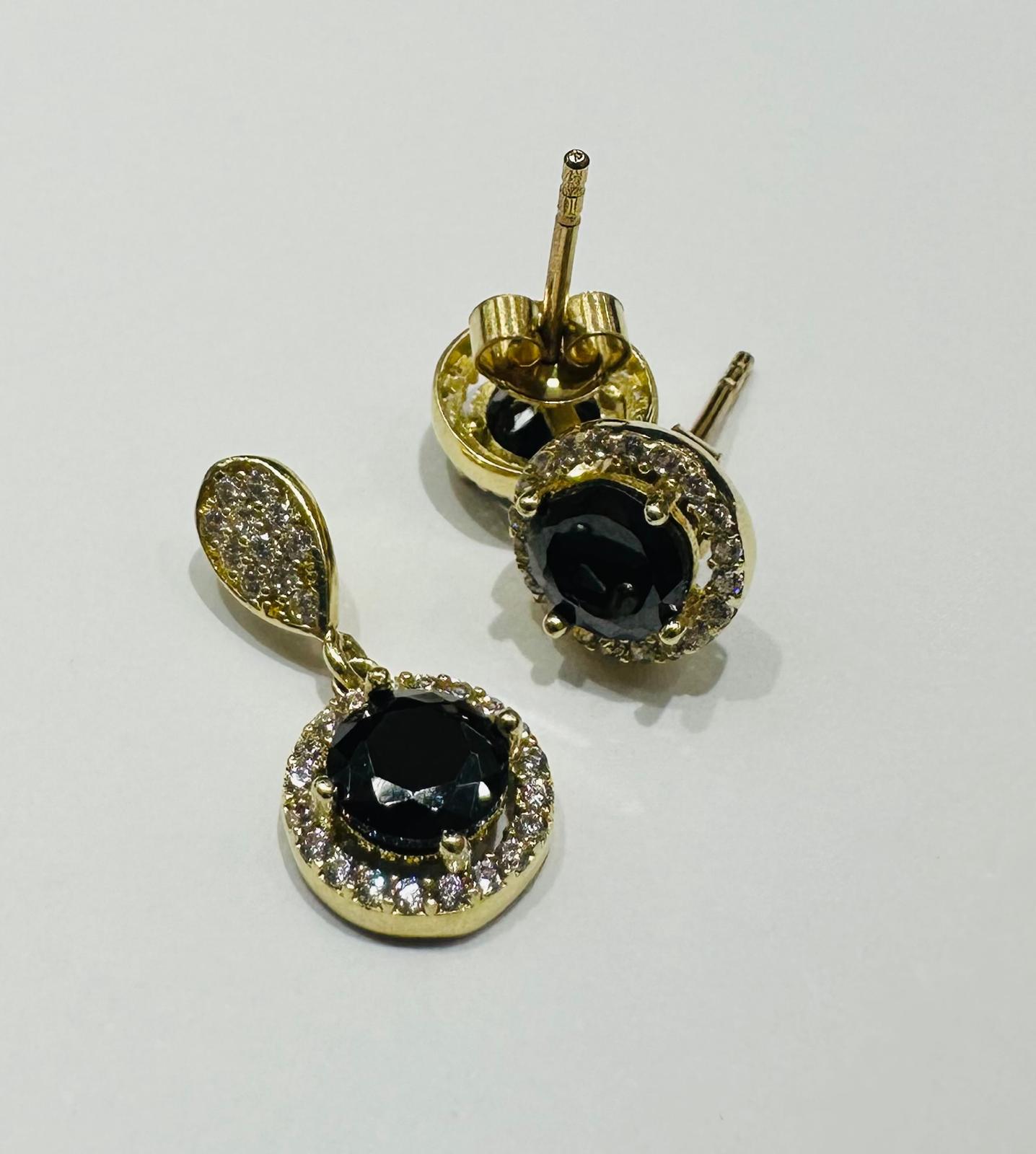 10K GOLD PENDANT AND EARRINGS SET WITH CZ STONES- WEIGHT:  3.1gm