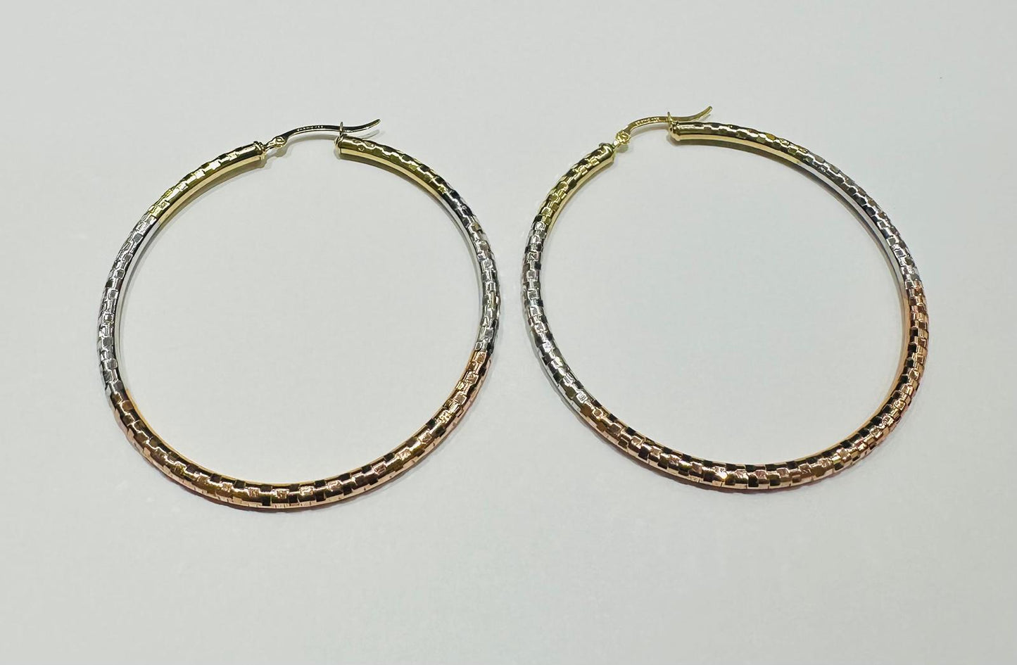 10K GOLD ROUND TRI COLOUR EARRINGS- 5.0gm