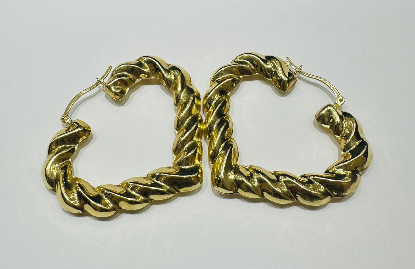 10K GOLD HEART EARRINGS- 7.9gm