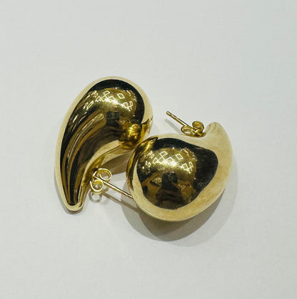 10K GOLD TEARDROP EARRINGS- 3.8gm