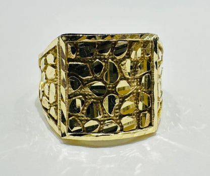 10K GOLD NUGGET RING- 5.5gm