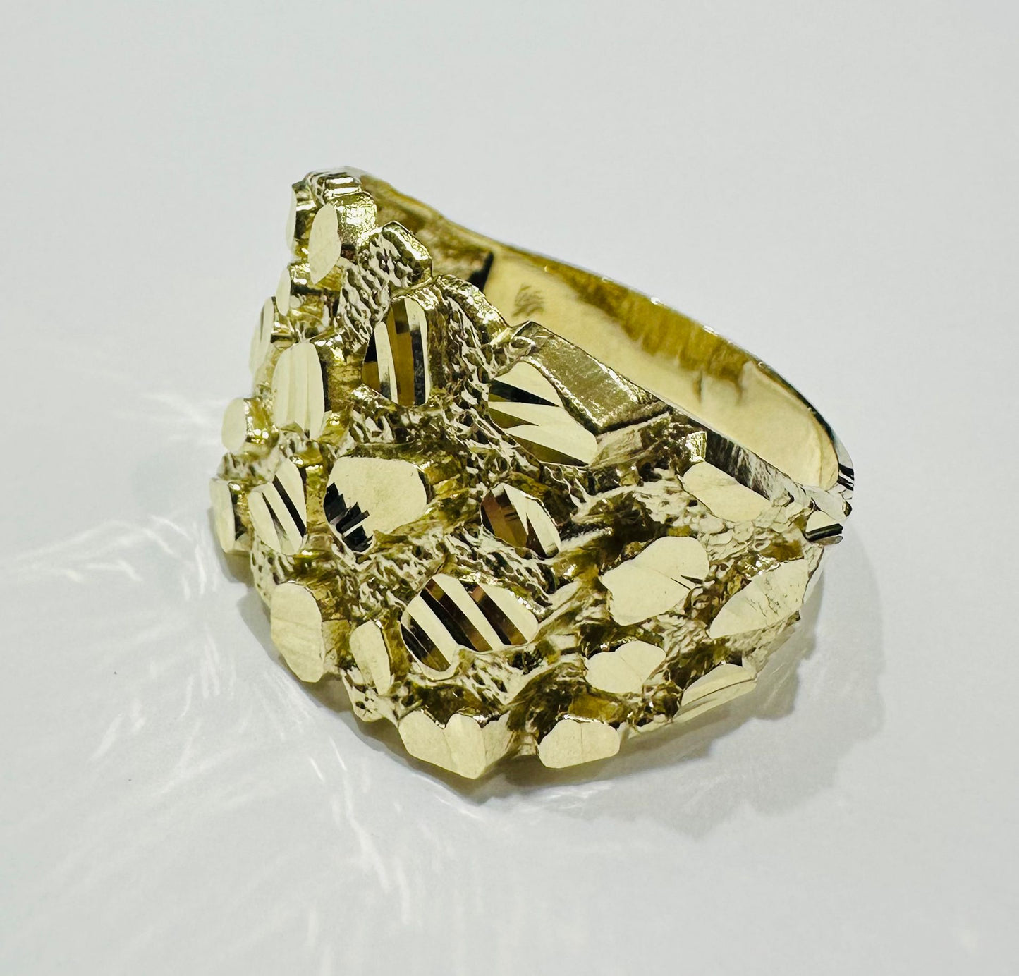 10K GOLD NUGGET RING- 5.8gm