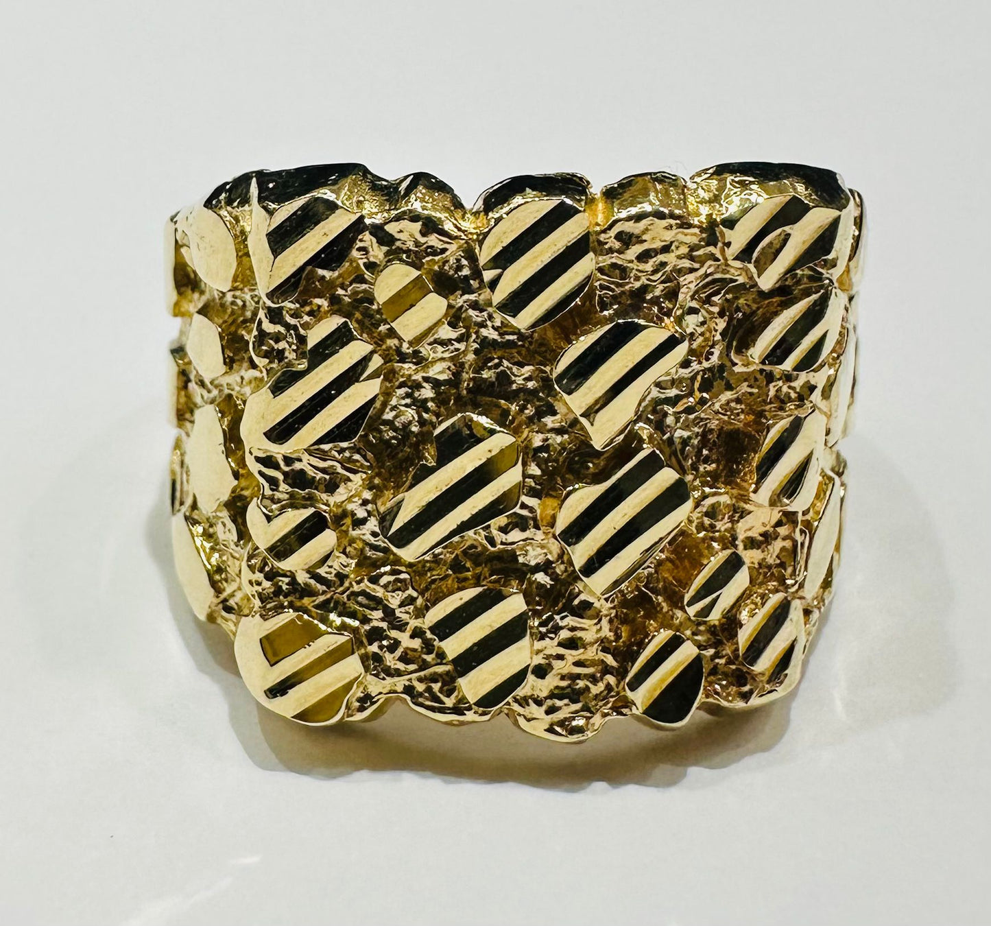 10K GOLD NUGGET RING- 5.6gm