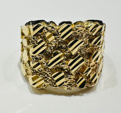 10K GOLD NUGGET RING- 5.6gm