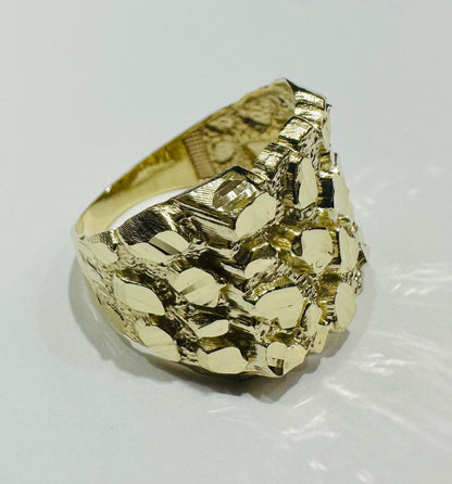 10K GOLD NUGGET RING- 4.8gm