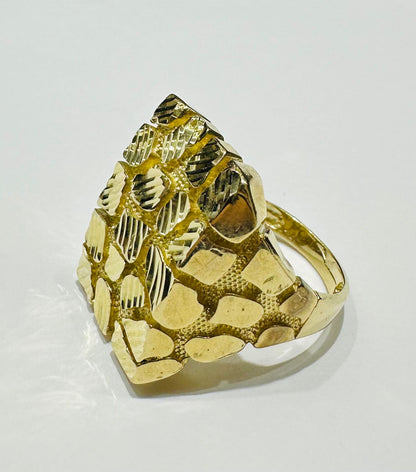 10K GOLD NUGGET RING WITH CZ STONES- 8.6gm