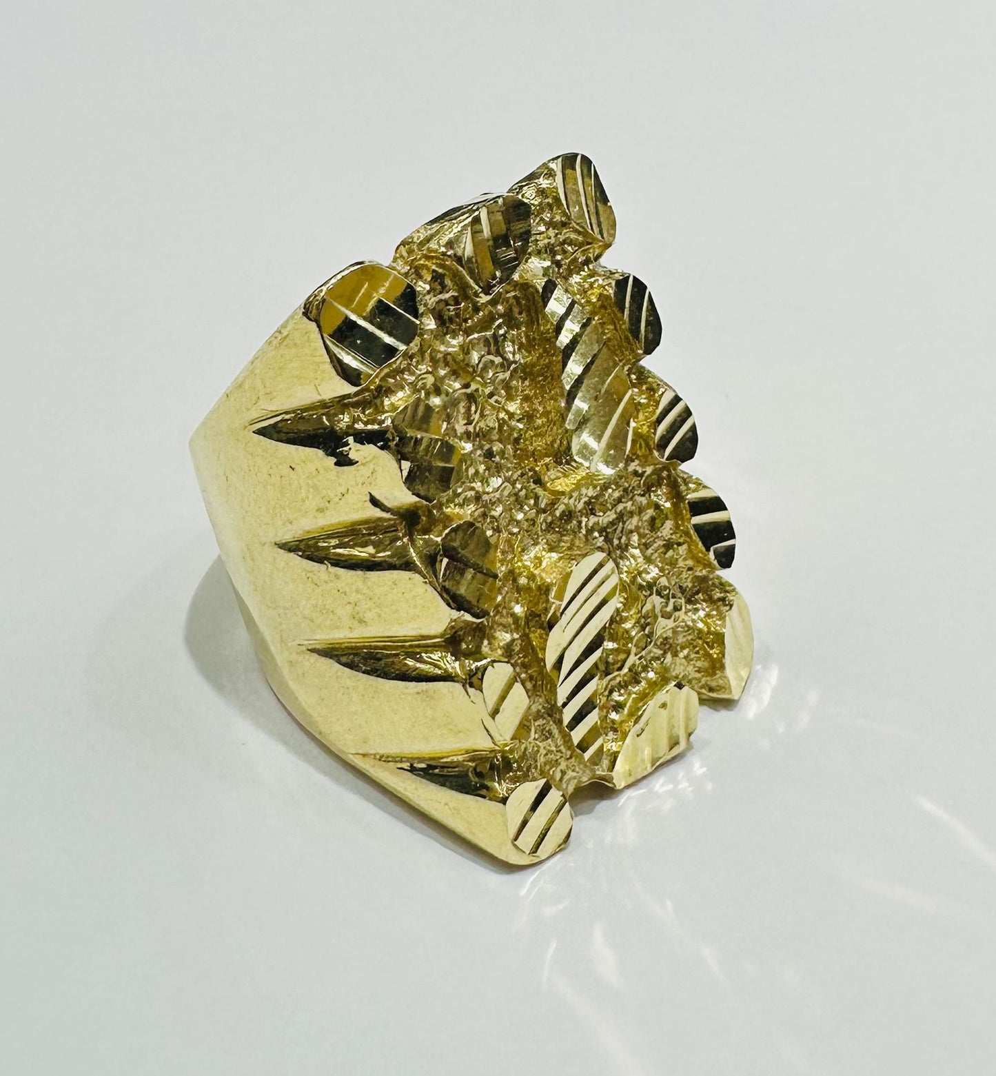 10K GOLD NUGGET RING- 18.2gm