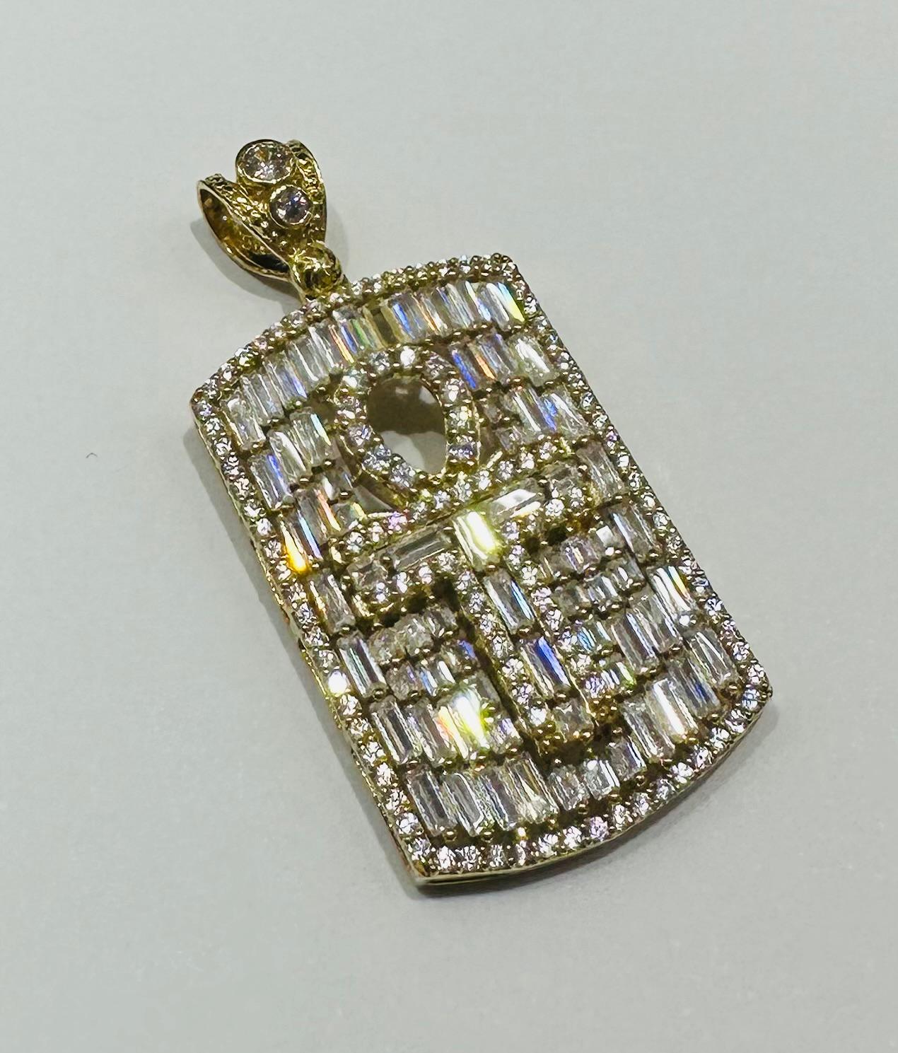 10K GOLD BAGUETTE PENDANT- WEIGHT: 9.4gm