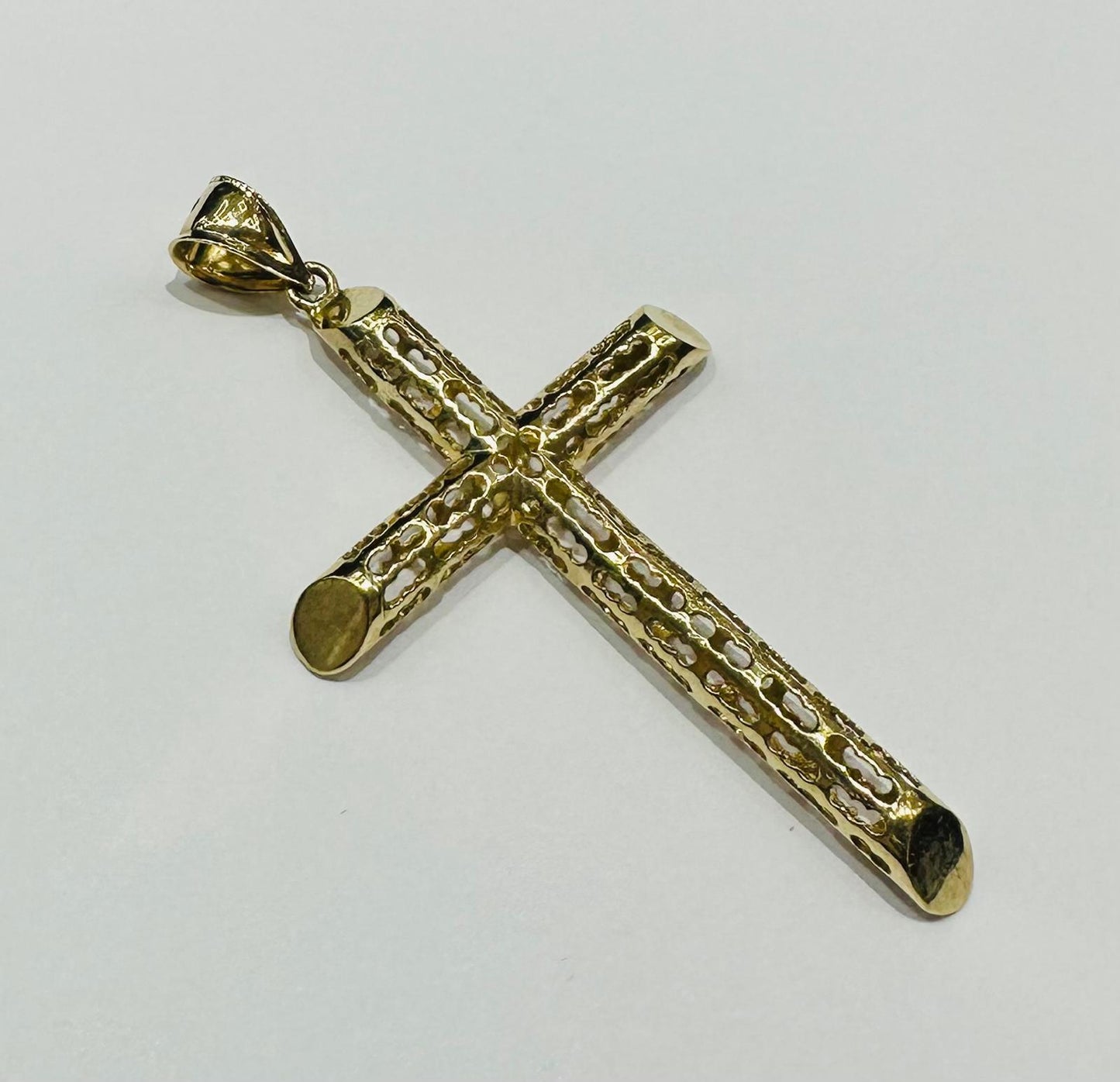 10K GOLD CROSS PENDANT- WEIGHT: 5.8gm