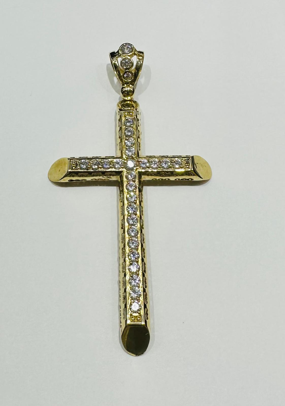 10K GOLD CROSS PENDANT WITH WHITE SAPPHIRE- WEIGHT: 13.0gm