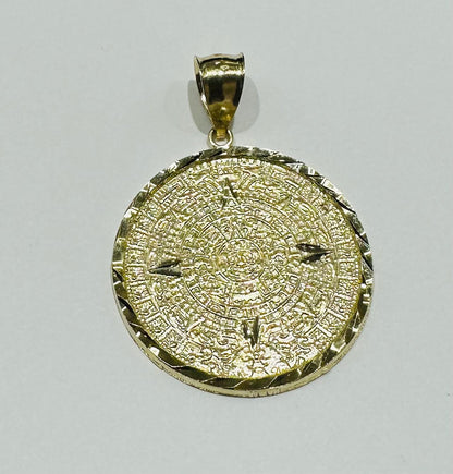 10K GOLD AZTEC CALENDER PENDANT-   WEIGHT: 4.8gm